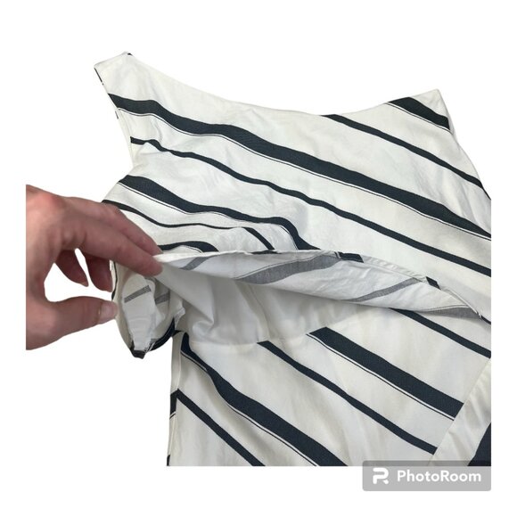 Banana Republic black and white asymmetrical diagonal stripe Size 6 dress - Picture 6 of 11